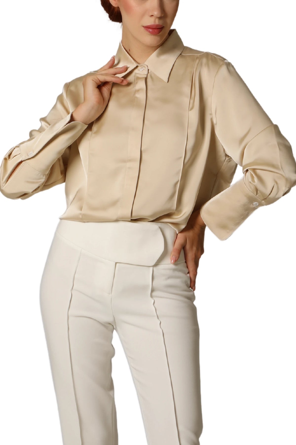 Iconic Button Blouse with Collar and Cuffs - Gold